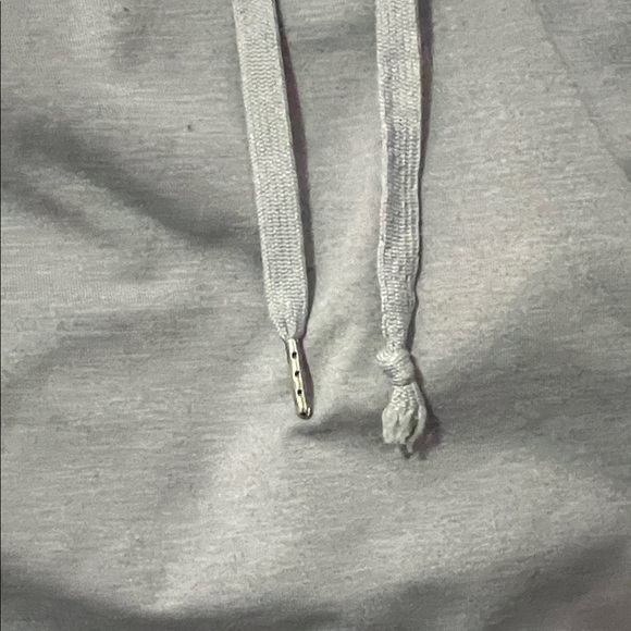 Vuori Sunday Element Hoodie Size Medium - Picture 3 of 9